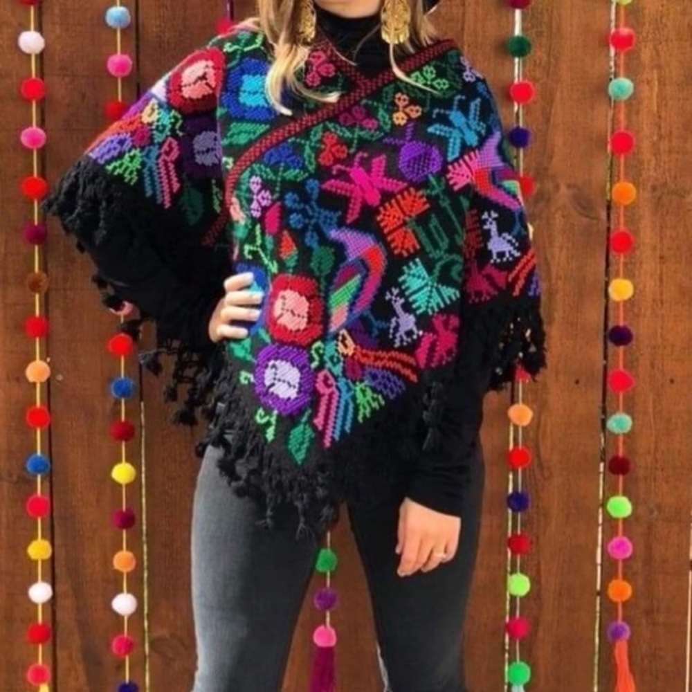 MaΓ±anita Mexicana ponchos, capes , maΓ±anitβ¦